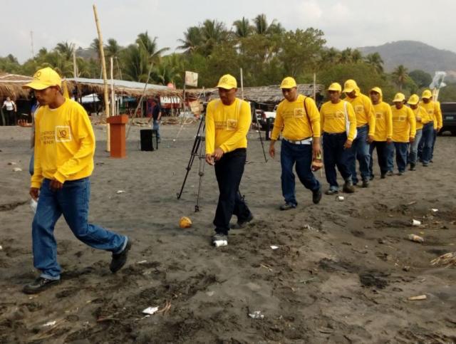 Salvadorenas en la playa Salvadorenas en la playa congratulate, the
